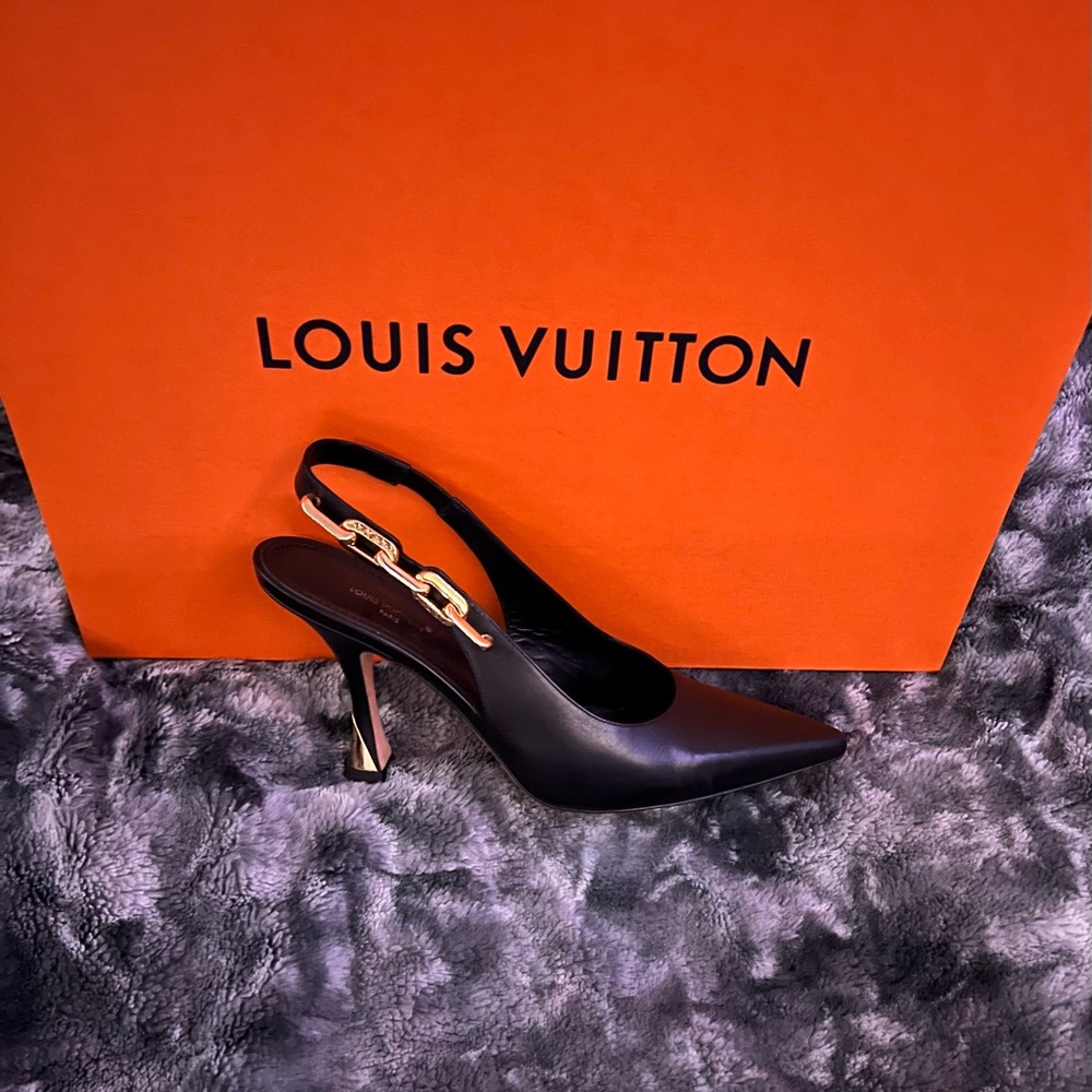 Louis Vuitton Black and Gold Slingback Heels